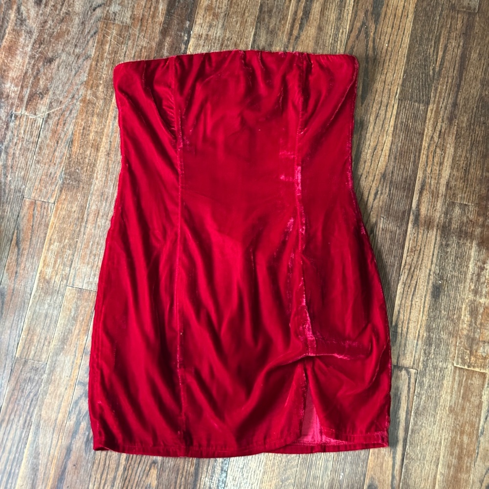 Lulu's Red Velvet Strapless Mini Dress